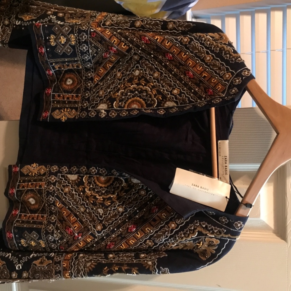 Dresses - Picture 15 of 16